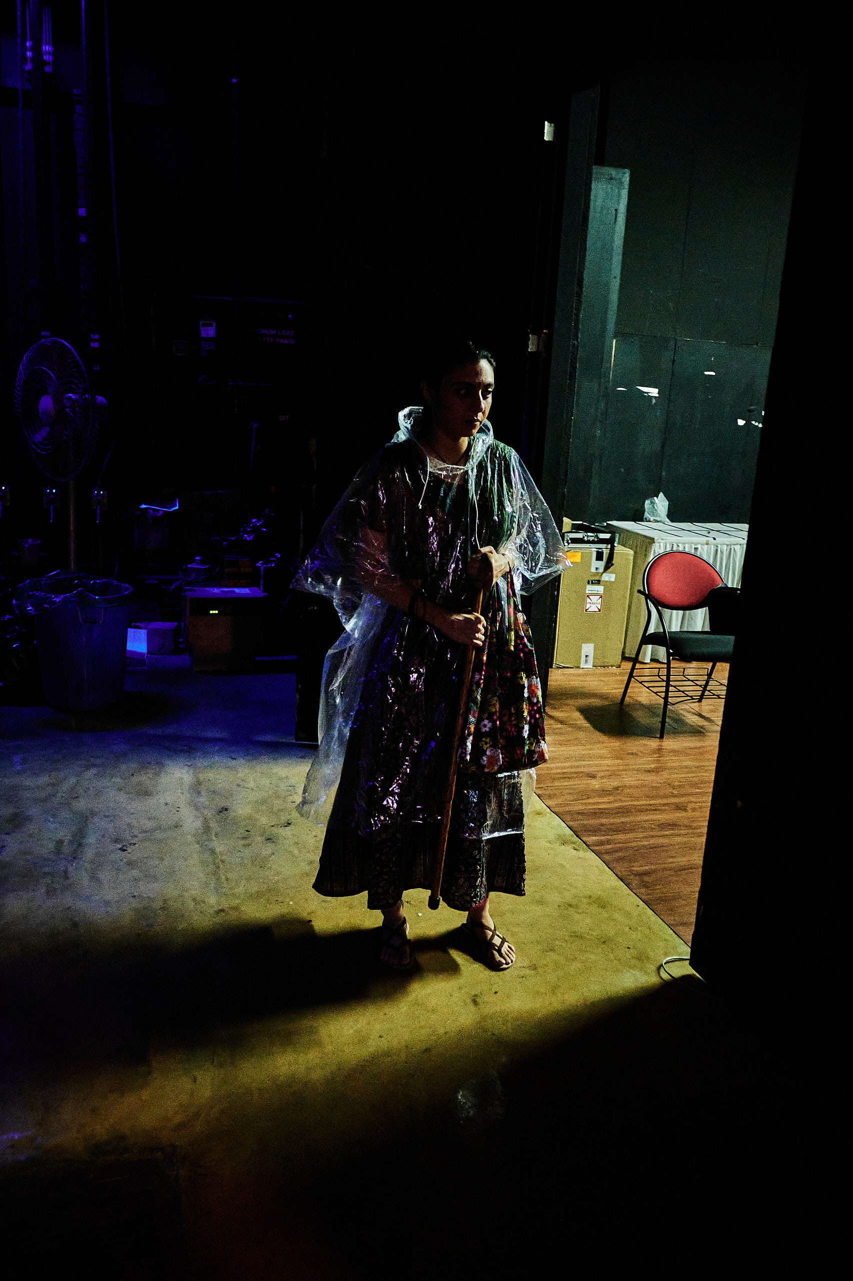2019 12 Backstage Mirror 10